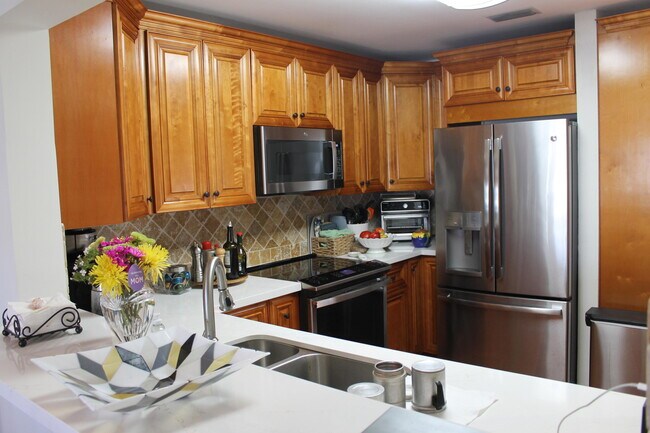 Building Photo - 1120 Ocean Dunes Cir