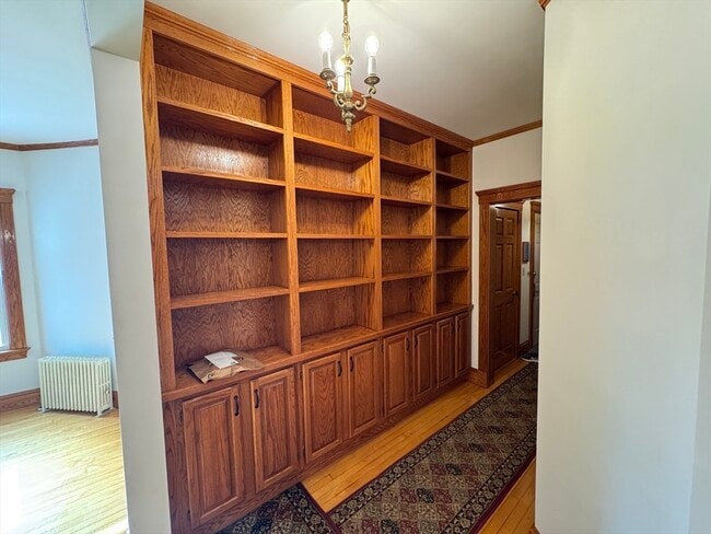 Building Photo - 41 Hawthorn St