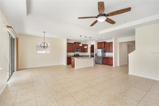 Building Photo - 5401 Suncatcher Dr