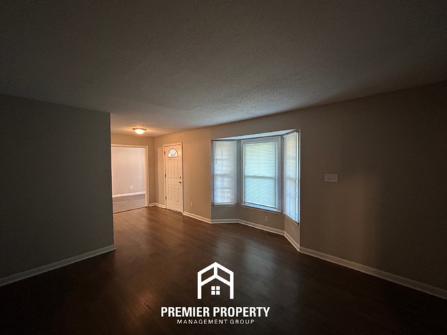 Building Photo - 8288 Cedarbrush Dr