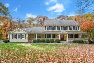 Building Photo - 202 S Bald Hill Rd