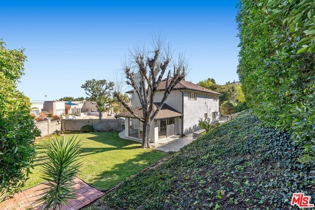 Building Photo - 15974 Tobin Way