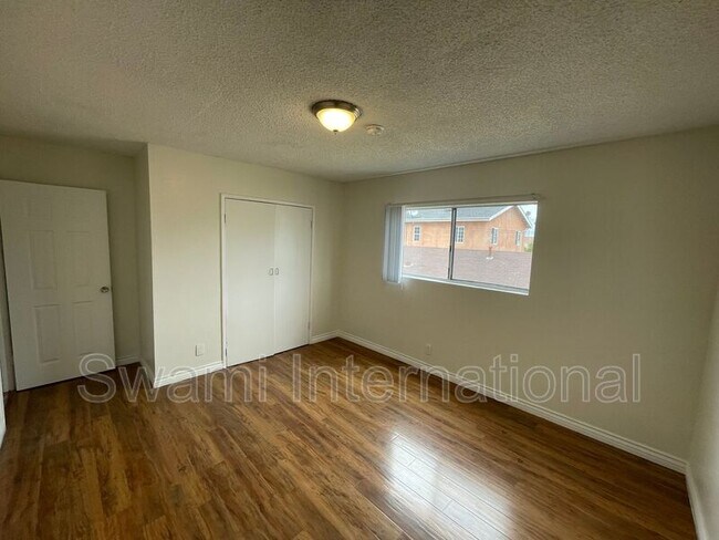 Building Photo - 6336 Denver Ave