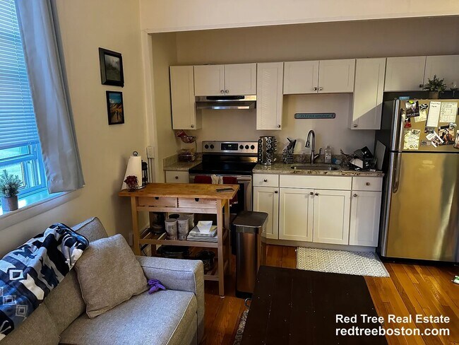 Building Photo - 202 St Paul St