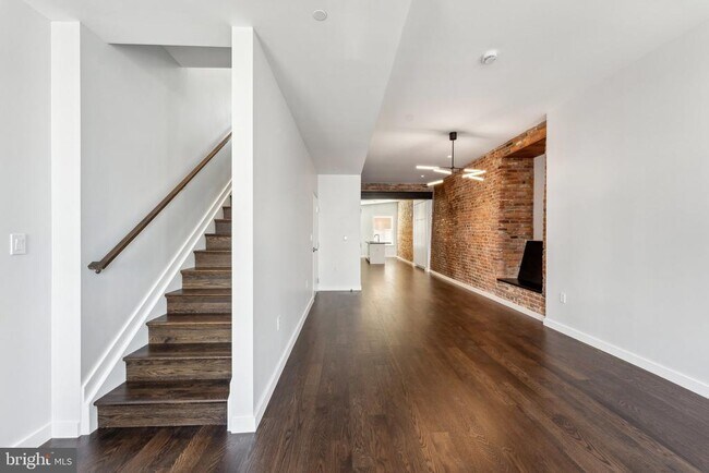 Building Photo - 3214 M St NW