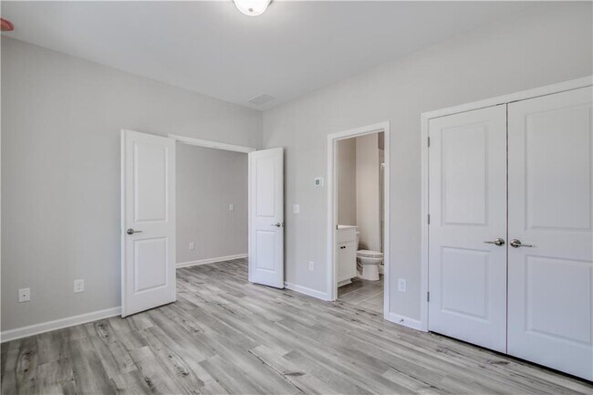 Building Photo - 147 Harlow Cir