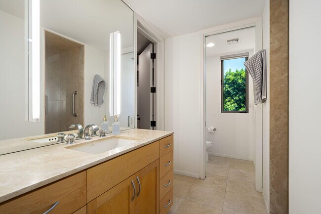 Building Photo - 41750 Rancho Manana Ln