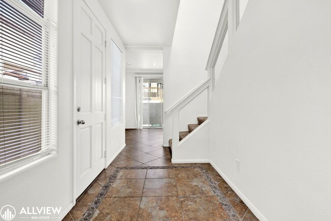 Building Photo - Spacious Coastal Condo with Rooftop Ocean ...
