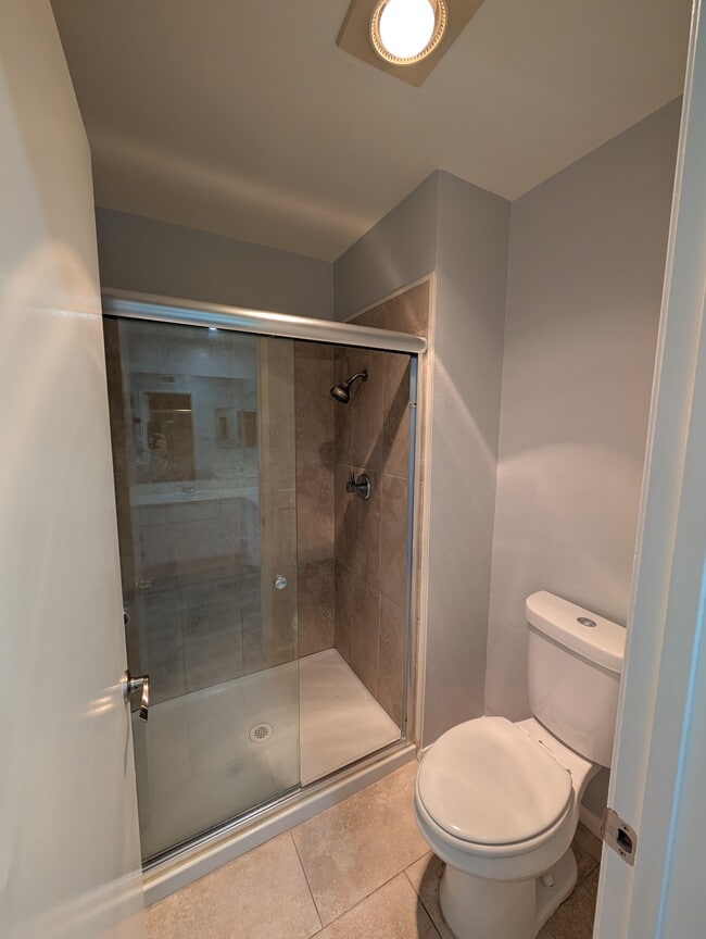 Building Photo - 24003 Arroyo Park Dr