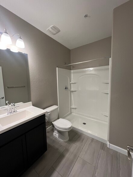 Building Photo - 1255 N Arizona Ave