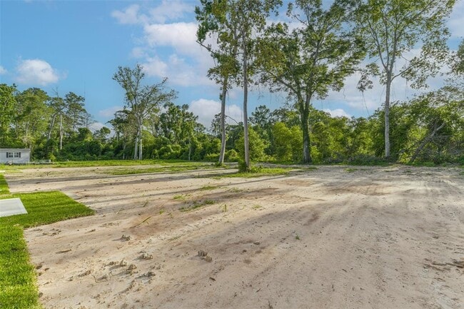 Building Photo - 106 County Rd 3704