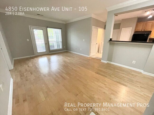 Building Photo - 4850 Eisenhower Ave