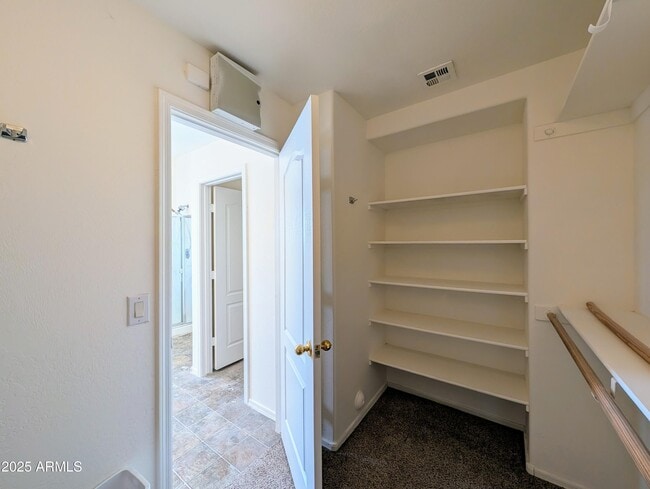 Building Photo - 3848 E Pollack St