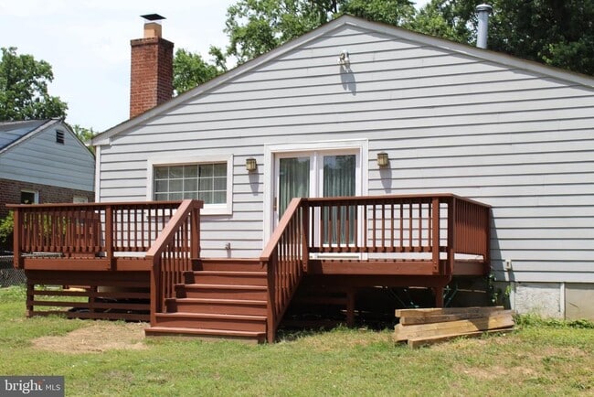 Building Photo - 3808 Delano St