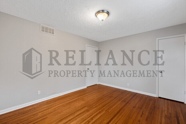 Building Photo - 5110 E Pawnee St