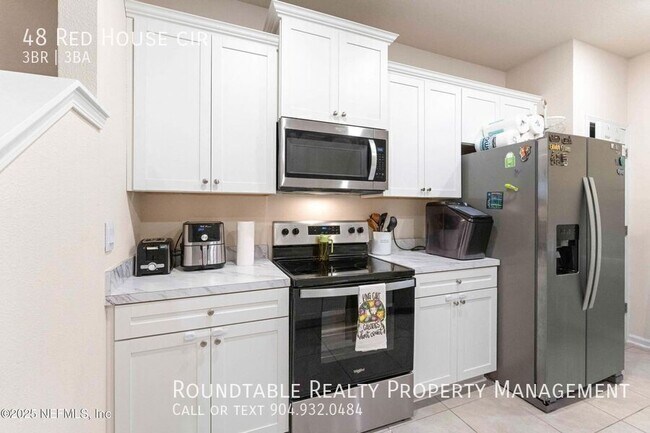 Building Photo - 48 Red House Cir