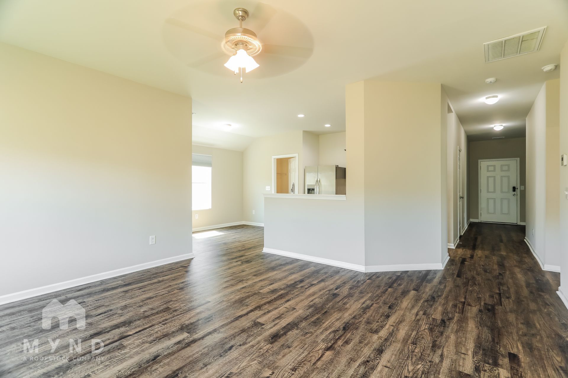 Building Photo - 15 Tiffany Ln