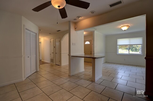 Building Photo - 301 Perdido Ave