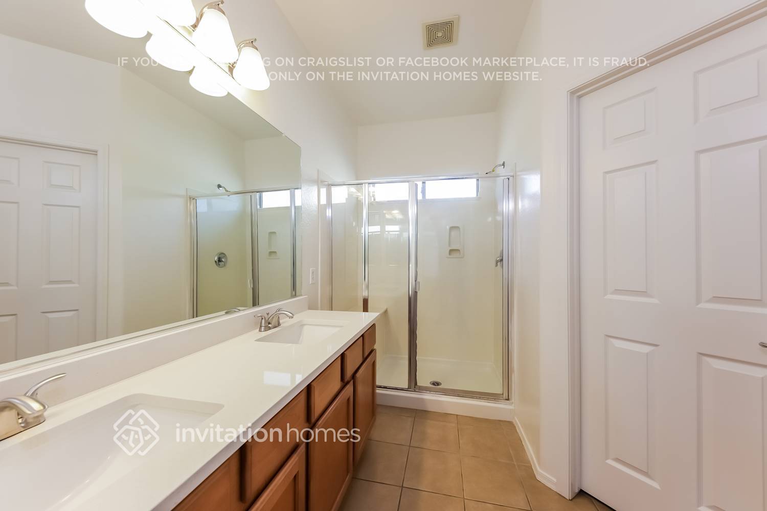 Building Photo - 2258 S 88th Dr