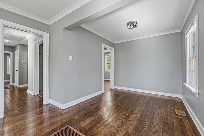 Building Photo - Charming Renovated Home Near U of M – Featuring Expansive Workshop & Garage