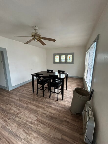 Building Photo - 5515 Alcott Ave