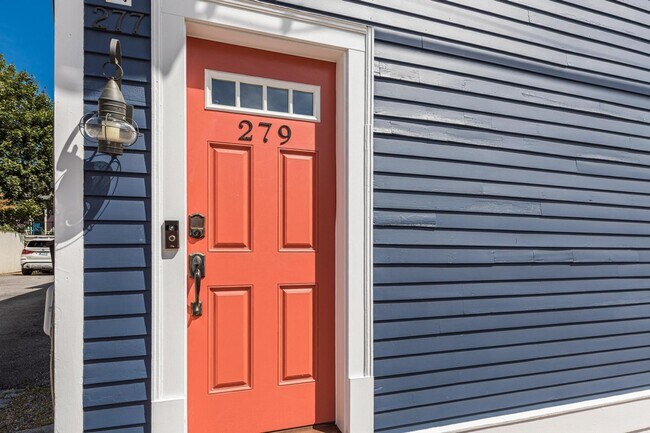 Building Photo - 279 Marcy St