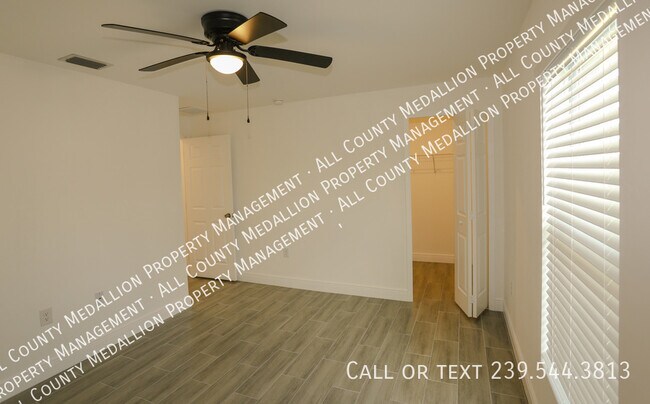 Building Photo - 917 Graystone Ave