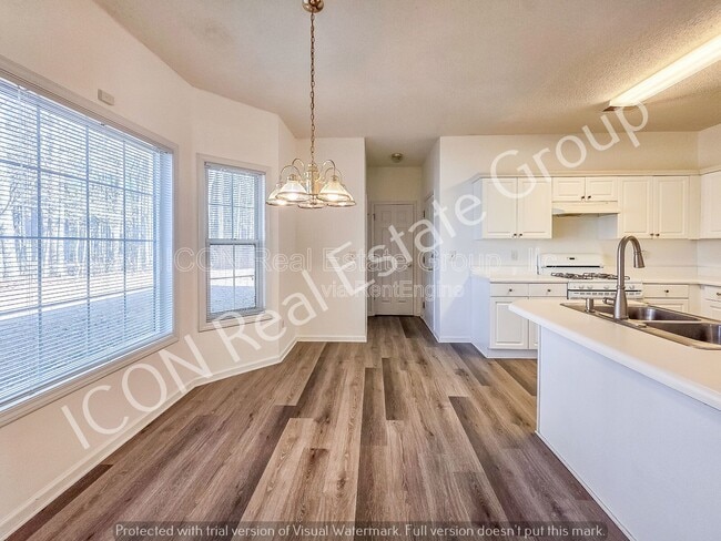 Building Photo - 5306 Yoshino Terrace