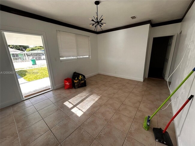 Building Photo - 1354 NW 69th St