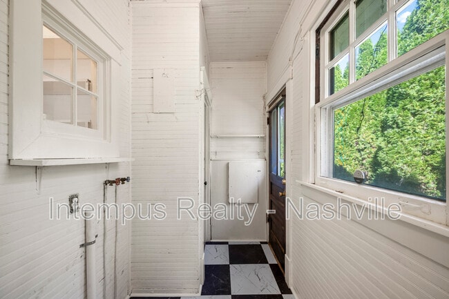 Building Photo - 1508 Gale Ln