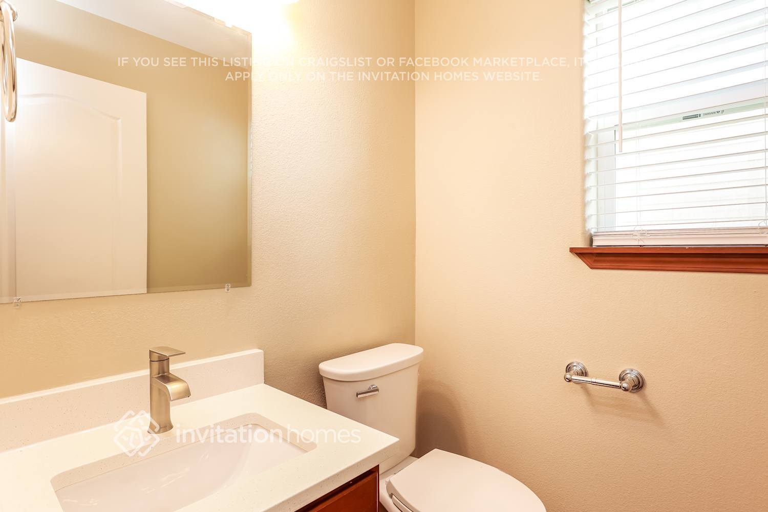 Building Photo - 10019 3rd St NE