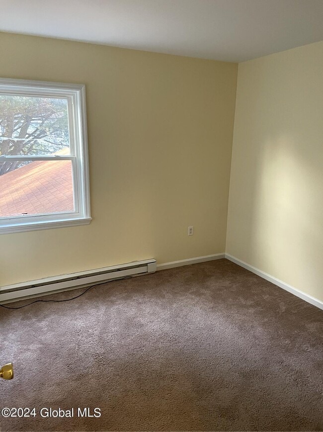 Building Photo - 23 Woodridge Cir