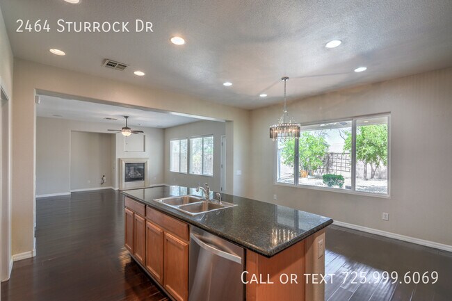 Building Photo - 2464 Sturrock Dr