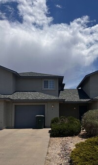 Building Photo - 3329 Armour Ln