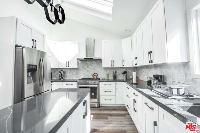 Building Photo - 4210 Palmero Blvd