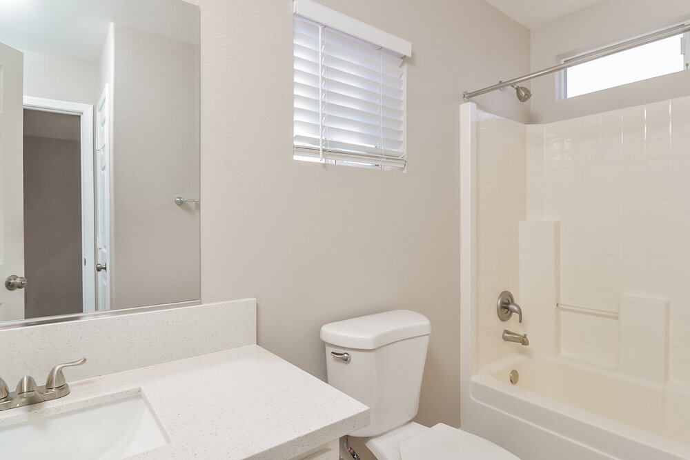 Building Photo - 740 Cam La Paz