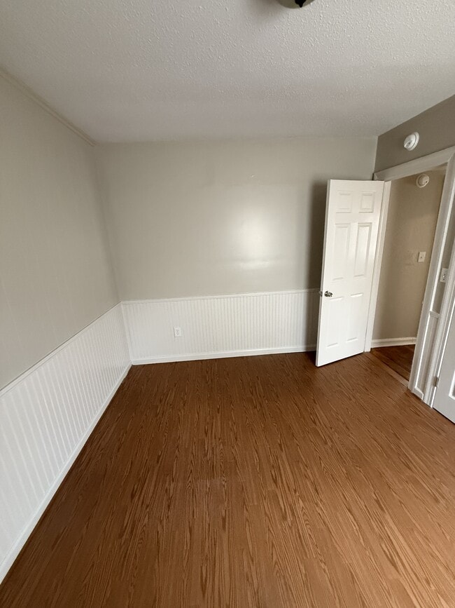 Building Photo - 505 Sunrise Blvd