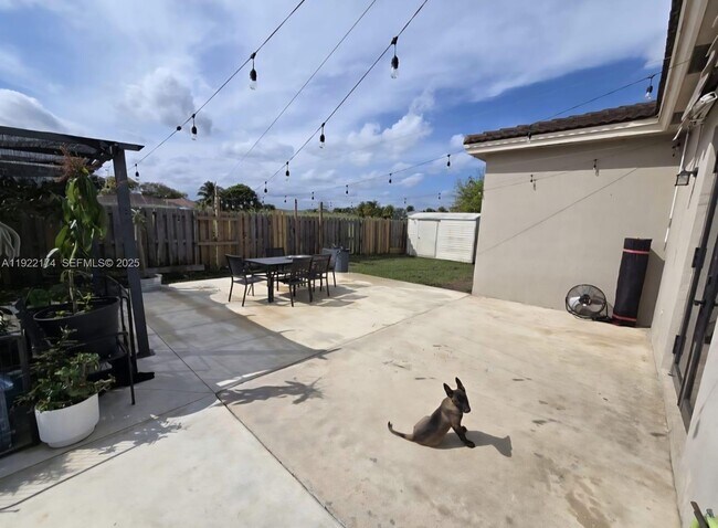 Building Photo - 27862 SW 134th Ct