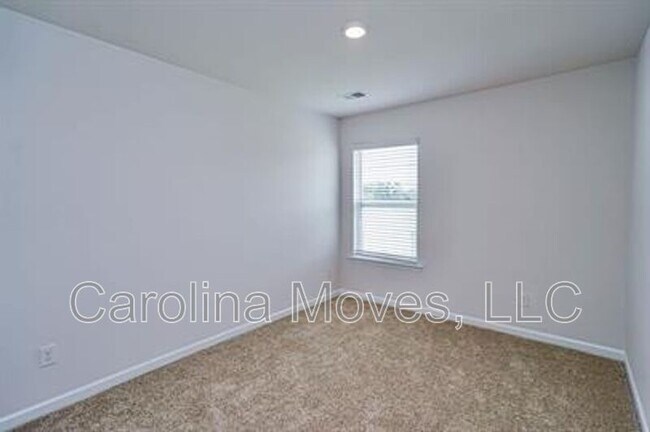 Building Photo - 430 Sea Grit Ct