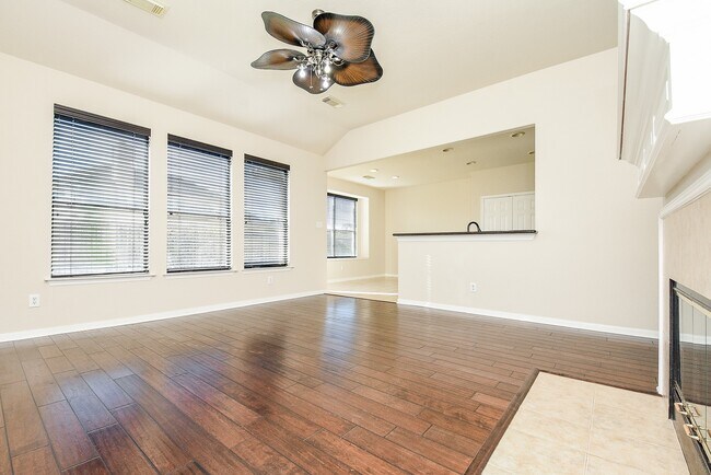 Building Photo - 9135 Edgeloch Dr