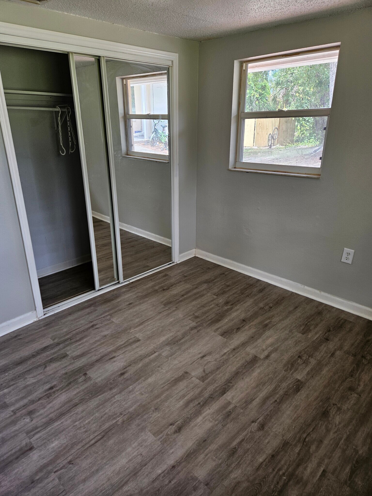 Building Photo - 6608 Chalice St