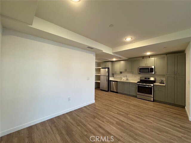 Building Photo - 1025 S Berendo St