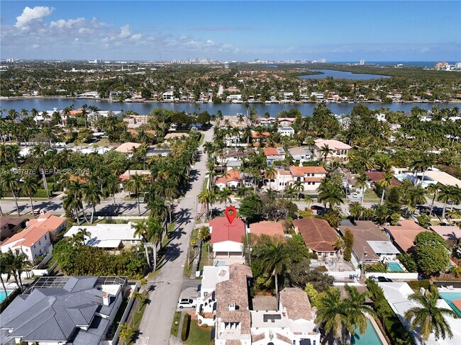 Building Photo - 1070 Tyler St