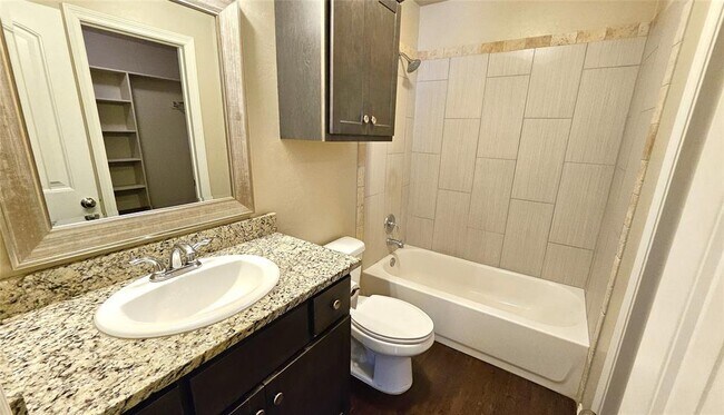 Building Photo - 2173 Buena Vida Ln