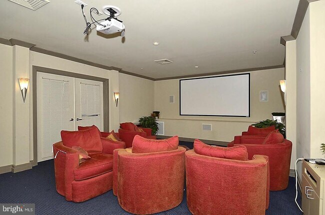 Building Photo - 2791 Centerboro Dr