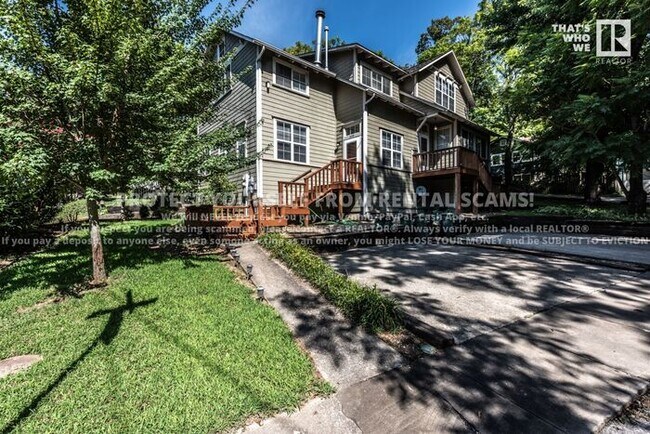 Primary Photo - 209 Trent Ave