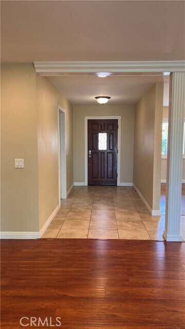 Building Photo - 237 La Quinta Dr