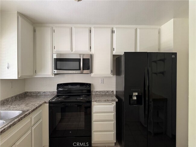 Building Photo - 4141 Via Marisol