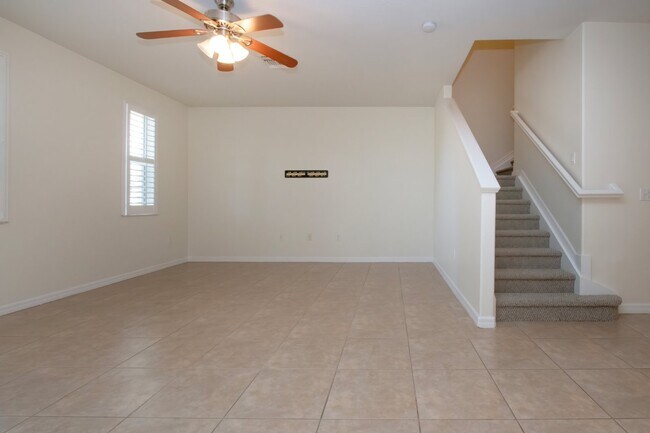 Building Photo - 3 Bedroom 2.5 Bath Townhome San Michele