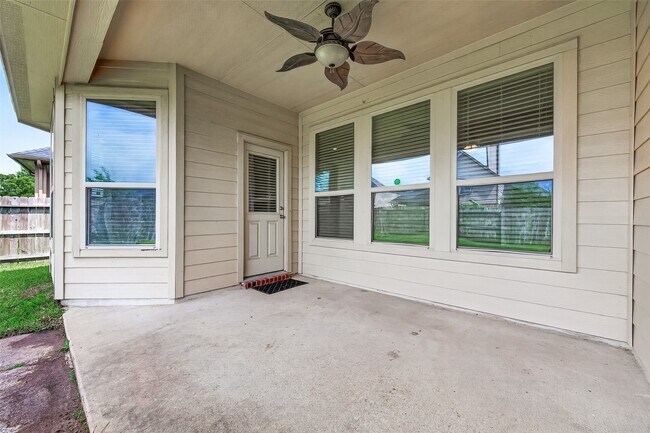 Building Photo - 9214 Cavalier Ln